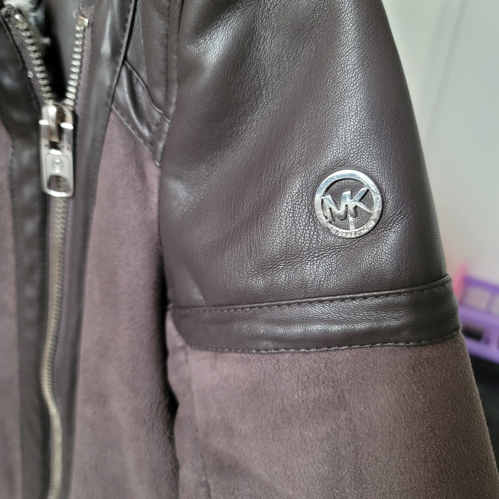 Leather jacket - Picture 4 of 5